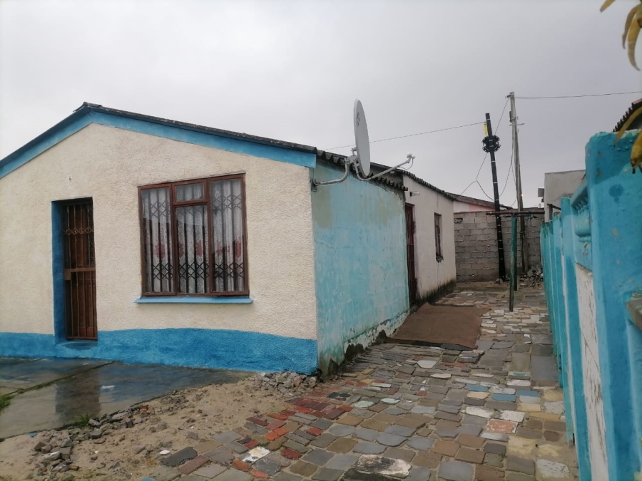 2 Bedroom Property for Sale in Eyethu Western Cape